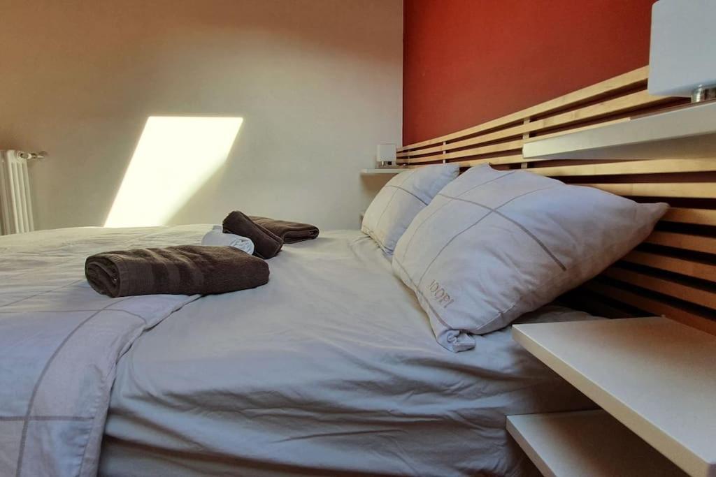 Charming 2.5Room Flat In Center Of Monforte dʼAlba Exterior foto