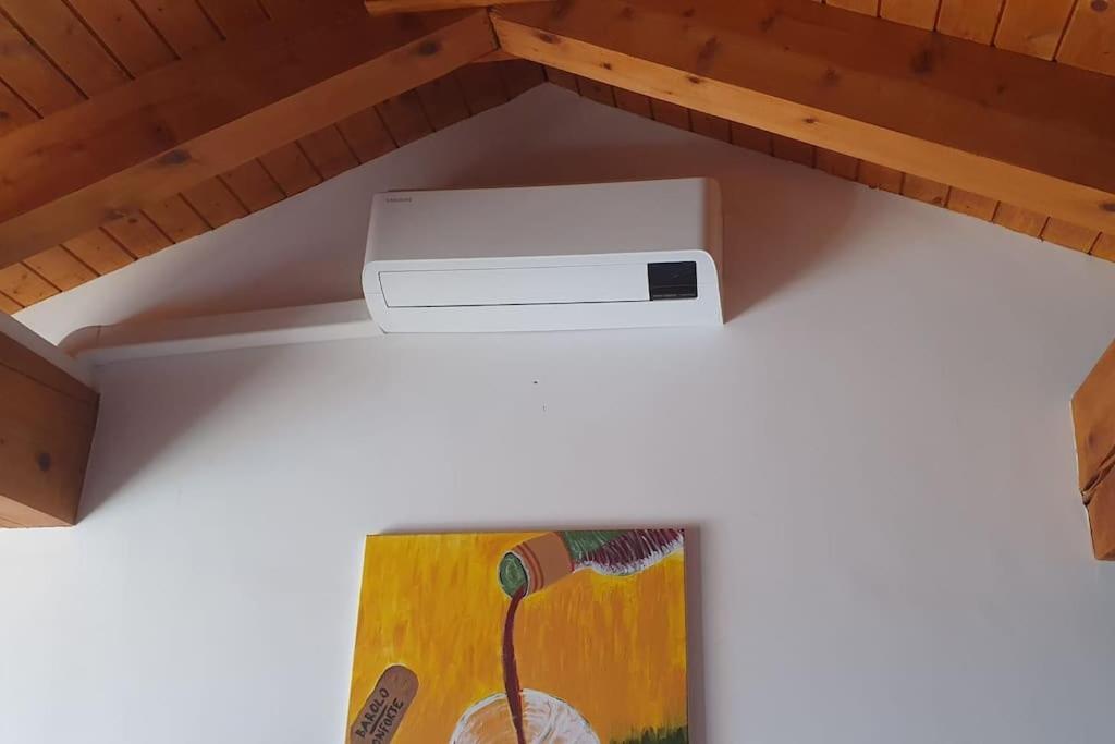 Charming 2.5Room Flat In Center Of Monforte dʼAlba Exterior foto
